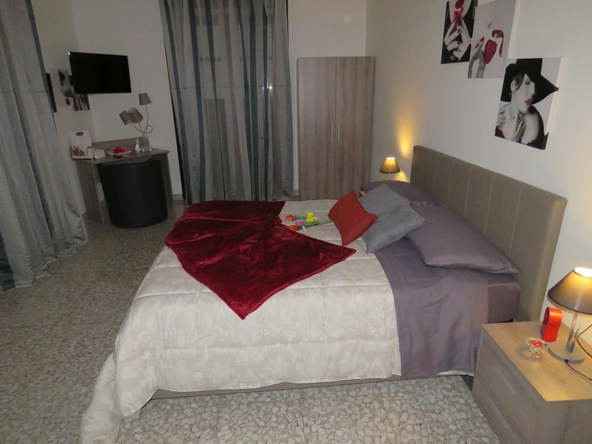 B & B Leti Battipaglia Exterior photo